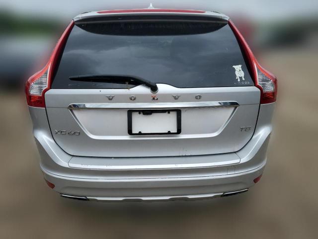  VOLVO XC60 2015 Сріблястий