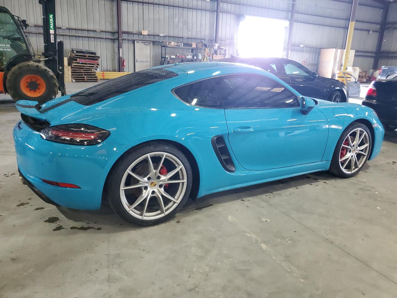 VP0AB2A8XJK278215 2018 Porsche Cayman