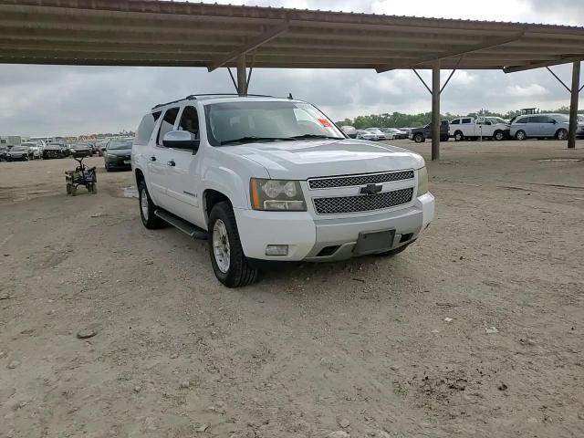 2008 Chevrolet Suburban C1500 Ls VIN: 3GNFC16028G220060 Lot: 59880214