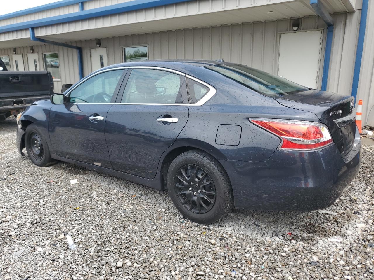 VIN 1N4AL3AP8FN863896 2015 NISSAN ALTIMA no.2