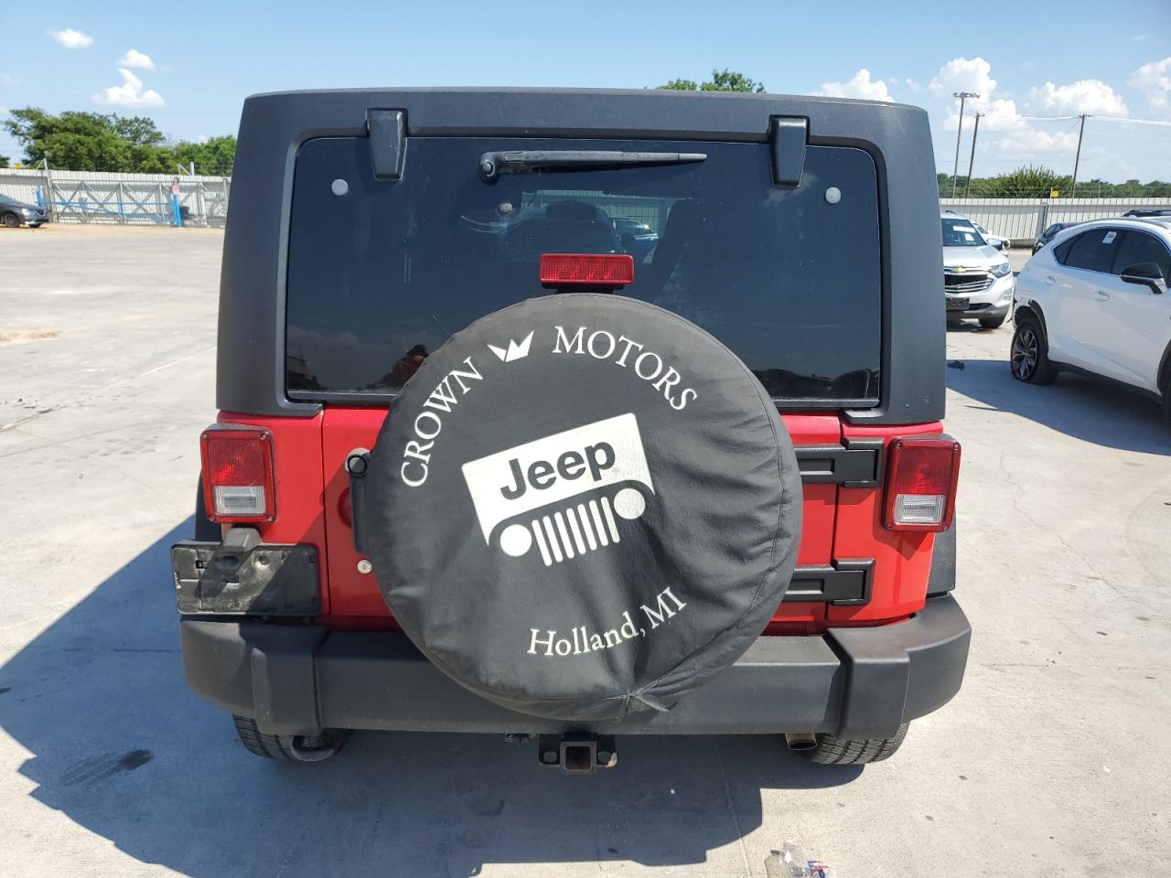 2011 Jeep Wrangler Unlimited Sport VIN: 1J4BA3H12BL570338 Lot: 60337684