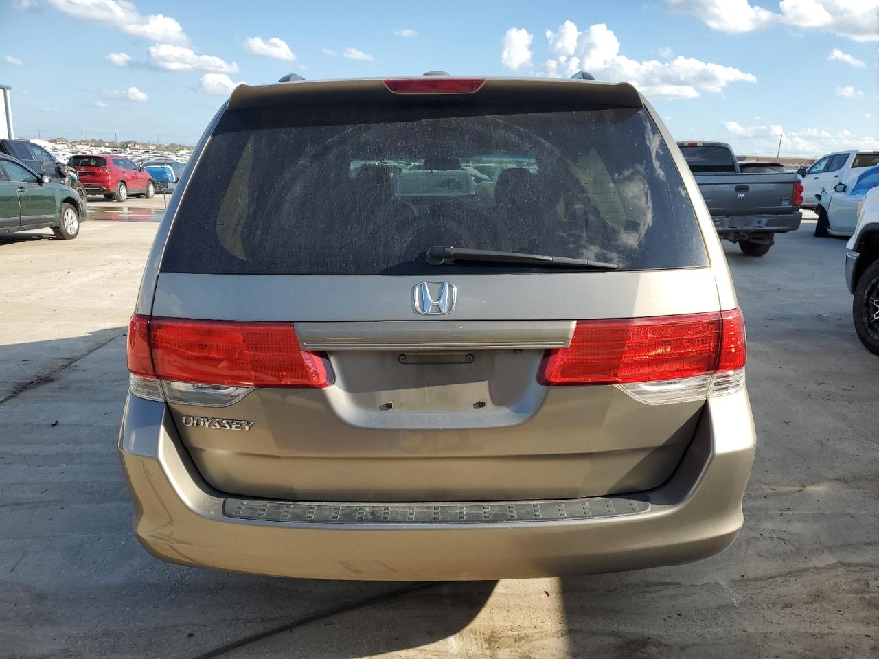 5FNRL3H61AB097074 2010 Honda Odyssey Exl