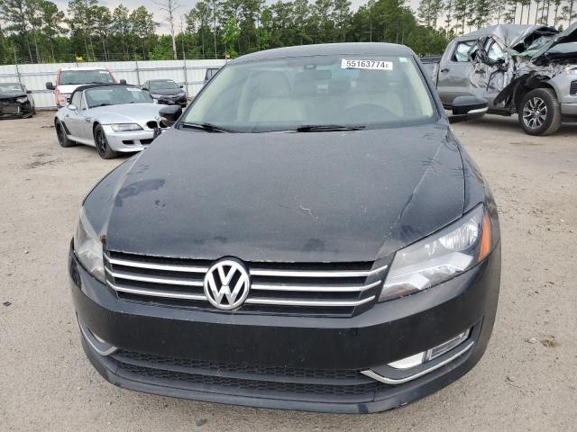 Sedans VOLKSWAGEN PASSAT 2015 Czarny