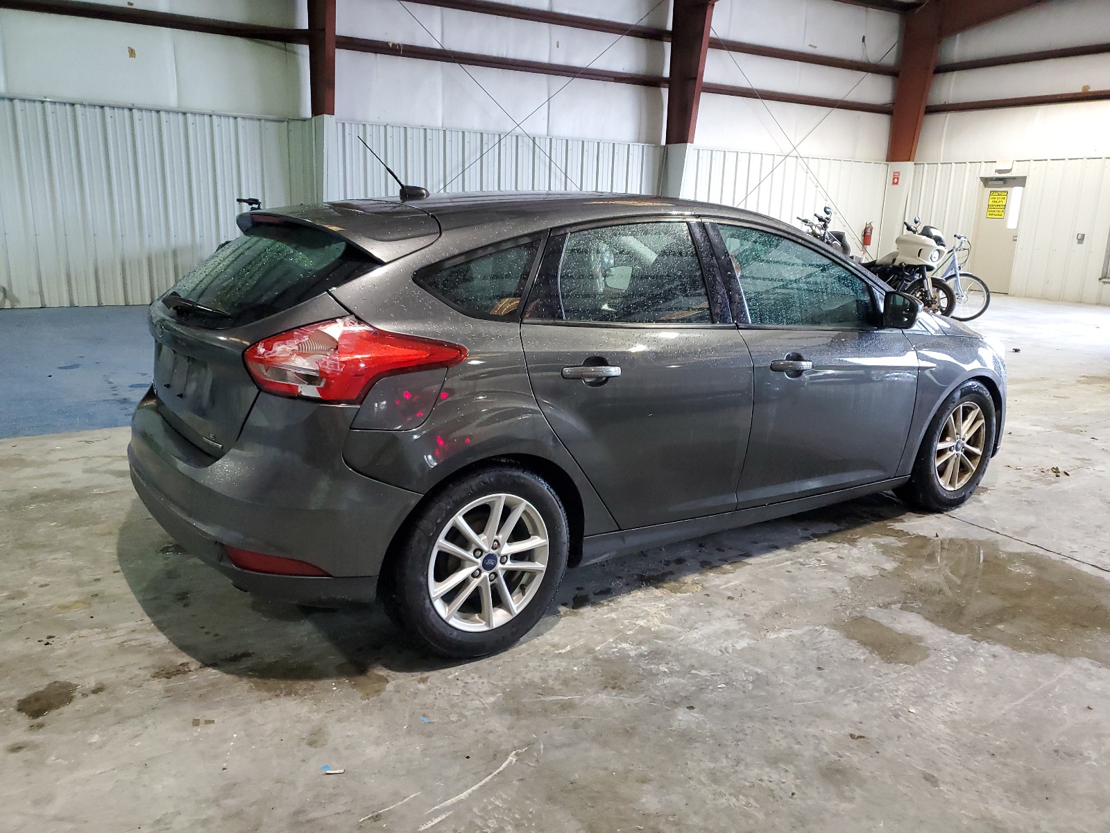 2016 Ford Focus Se vin: 1FADP3K20GL338770