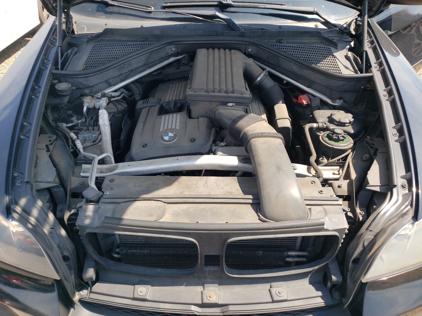 5UXFE4C51AL277734 2010 BMW X5 xDrive30I