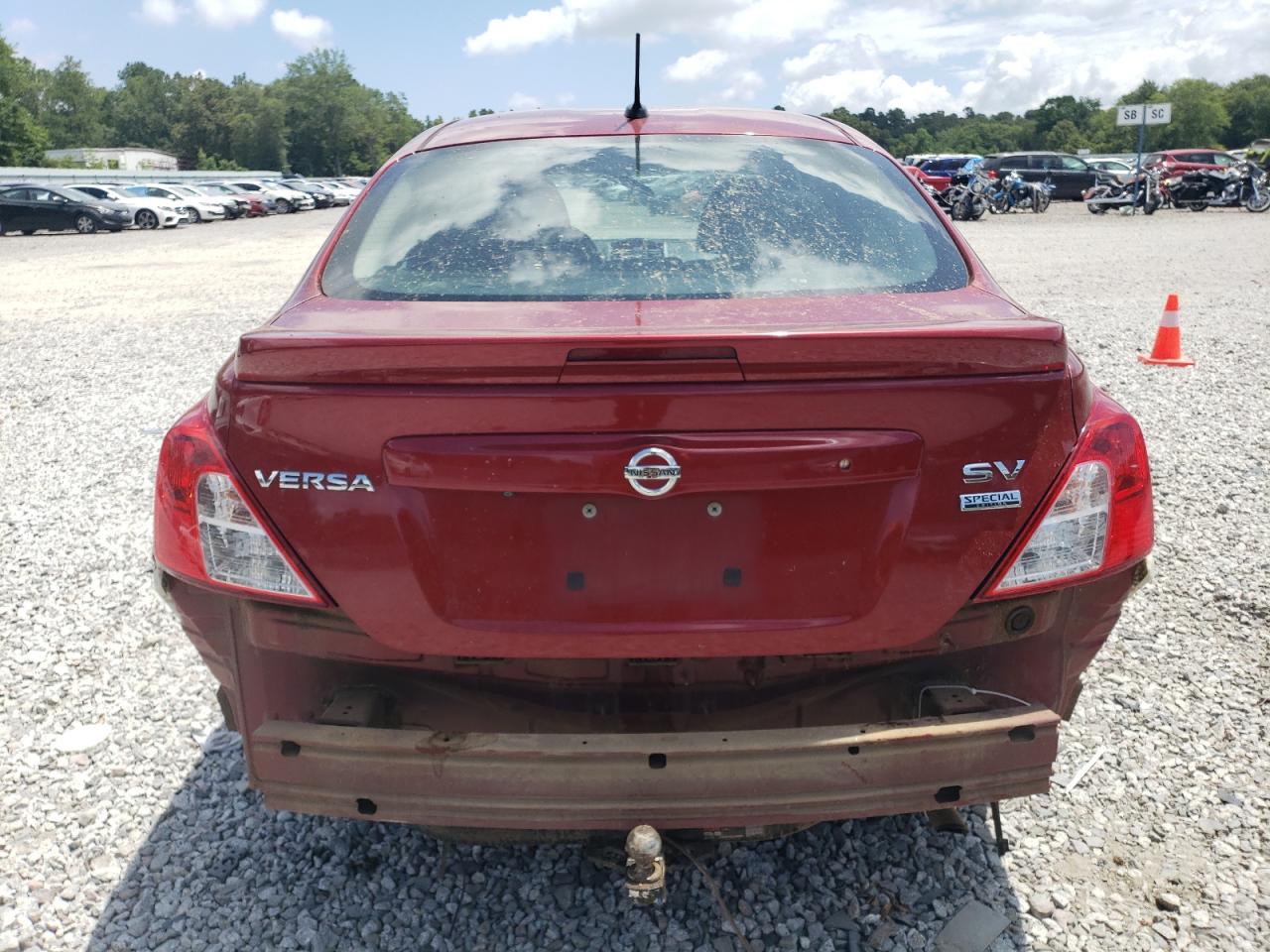 2017 Nissan Versa S VIN: 3N1CN7AP2HL805762 Lot: 61351914