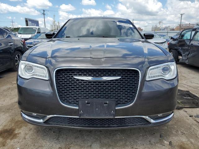 Седани CHRYSLER 300 2015 Сірий