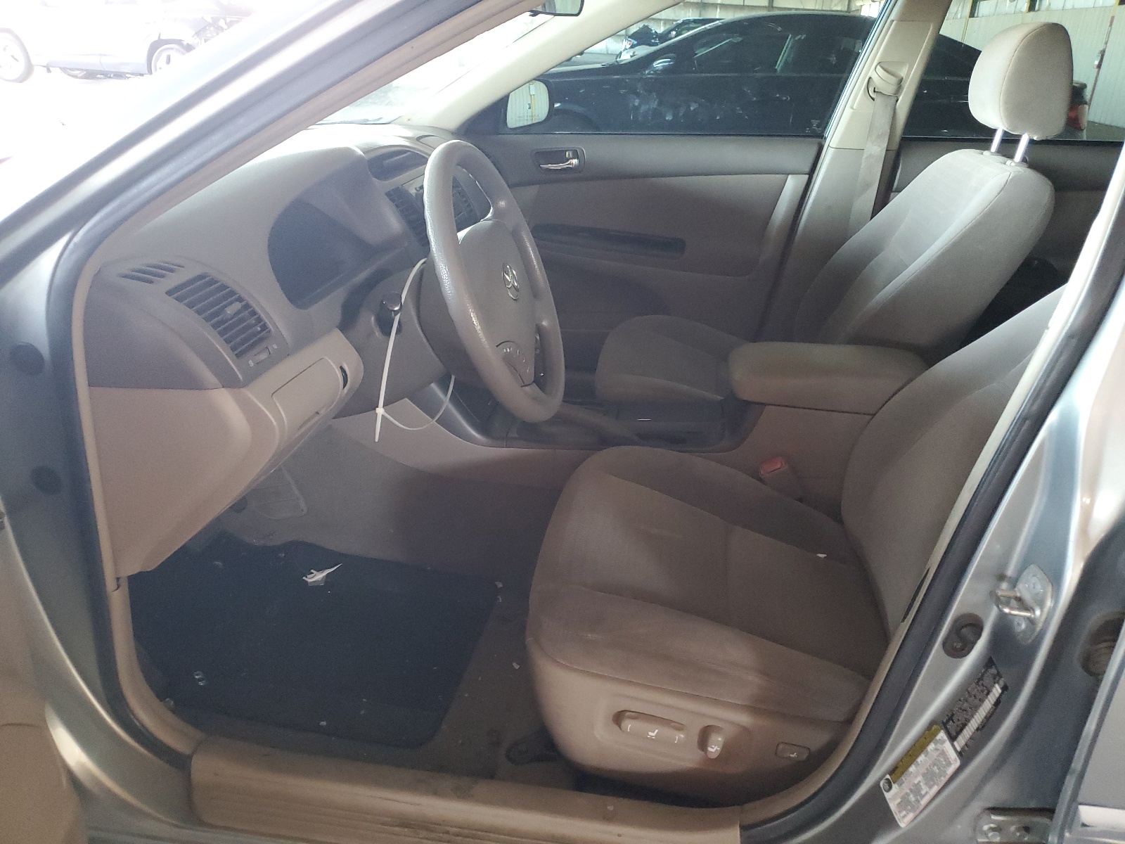 4T1BE32K25U587193 2005 Toyota Camry Le