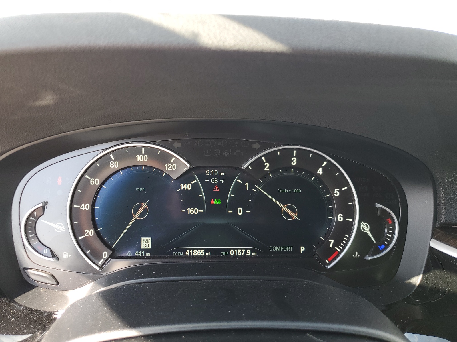 WBAJA7C53KWW06083 2019 BMW 530 Xi