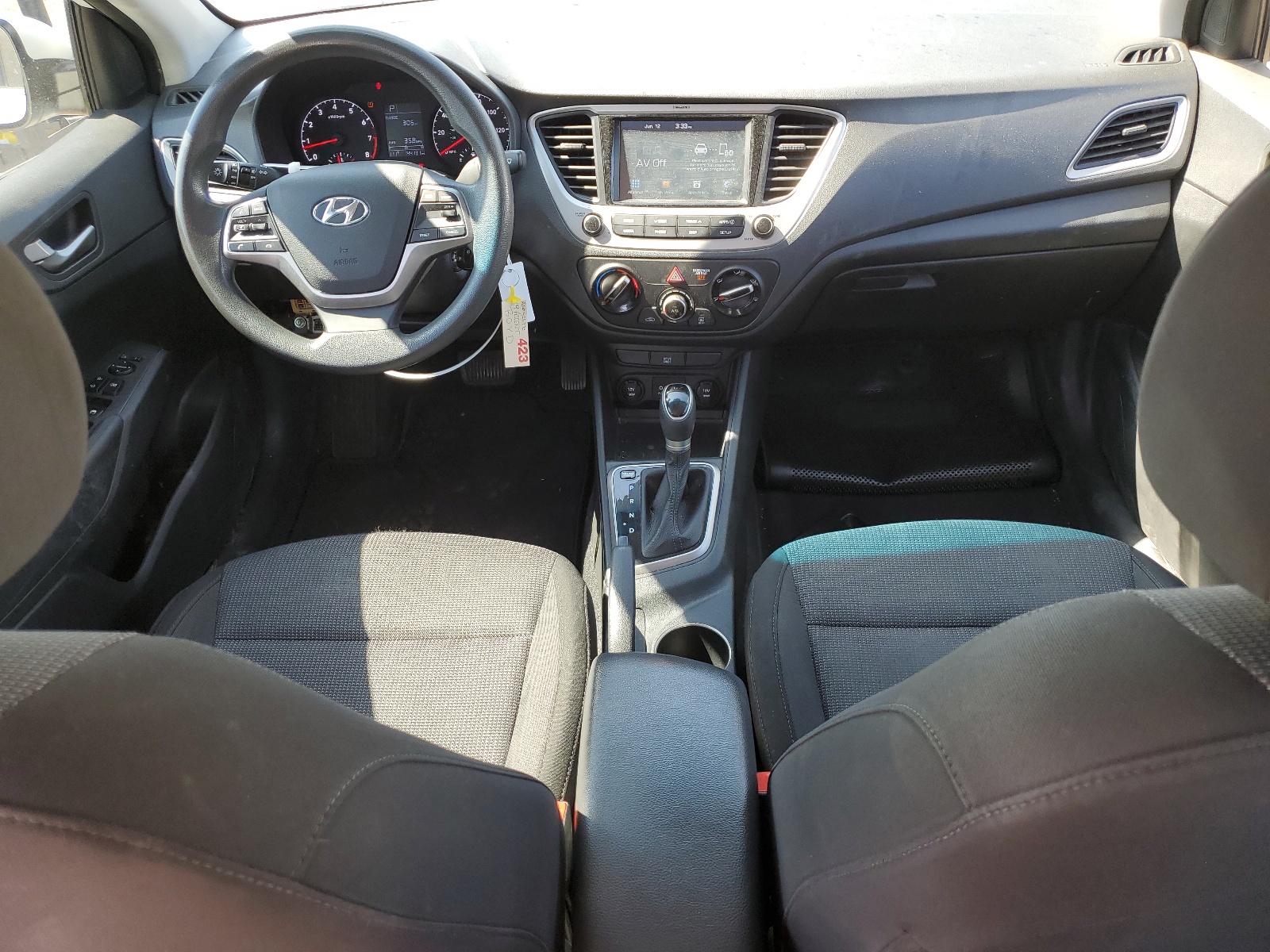 3KPC24A37KE060777 2019 Hyundai Accent Se