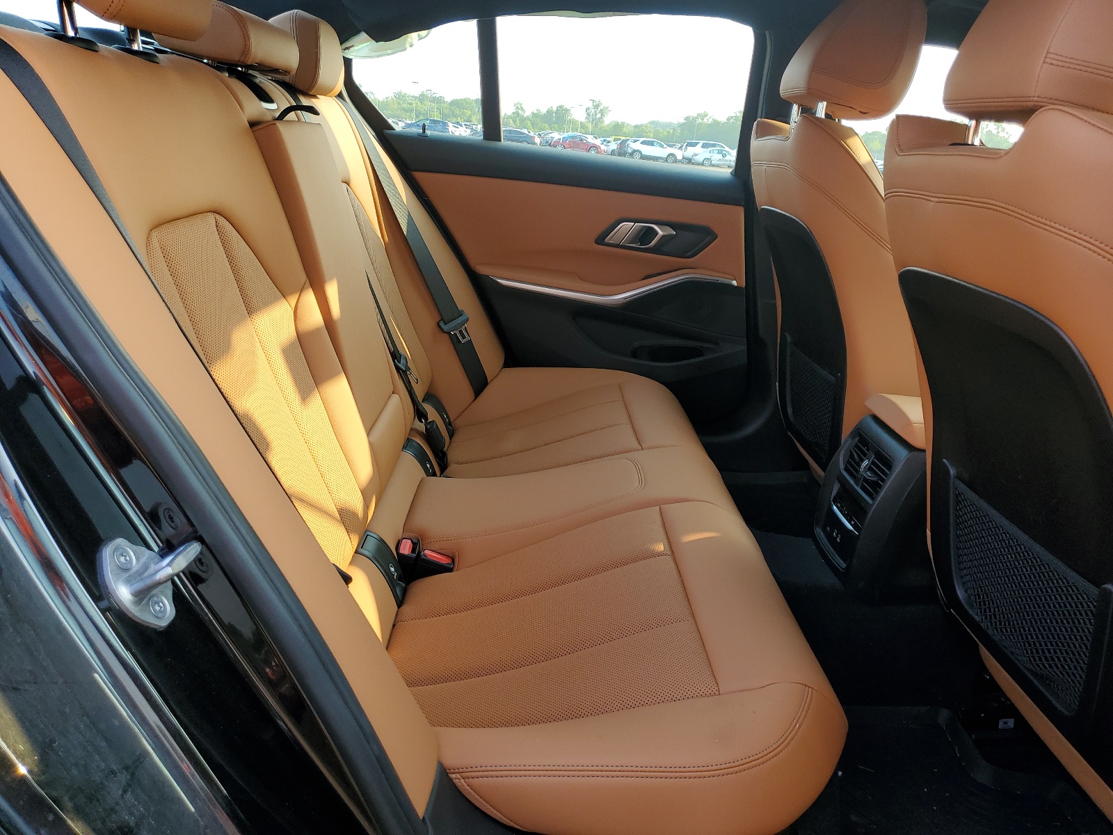 3MW5R7J05N8C36107 2022 BMW 330Xi