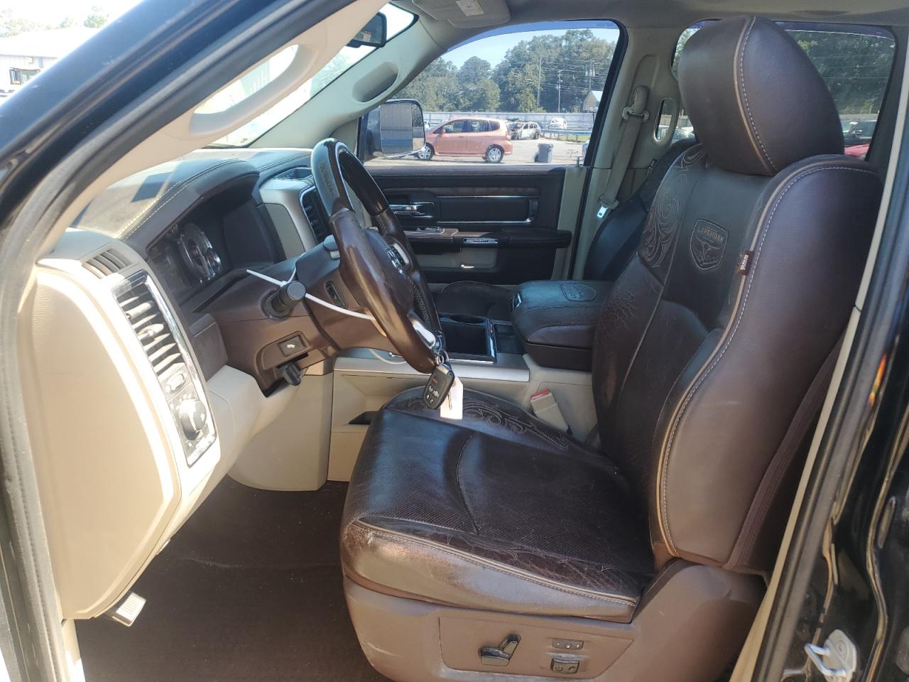 2014 RAM 1500 - Image 7