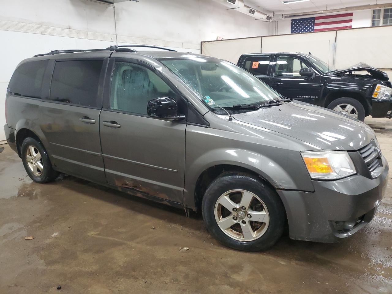 2010 Dodge Grand Caravan Hero VIN: 2D4RN3D19AR350475 Lot: 57893984