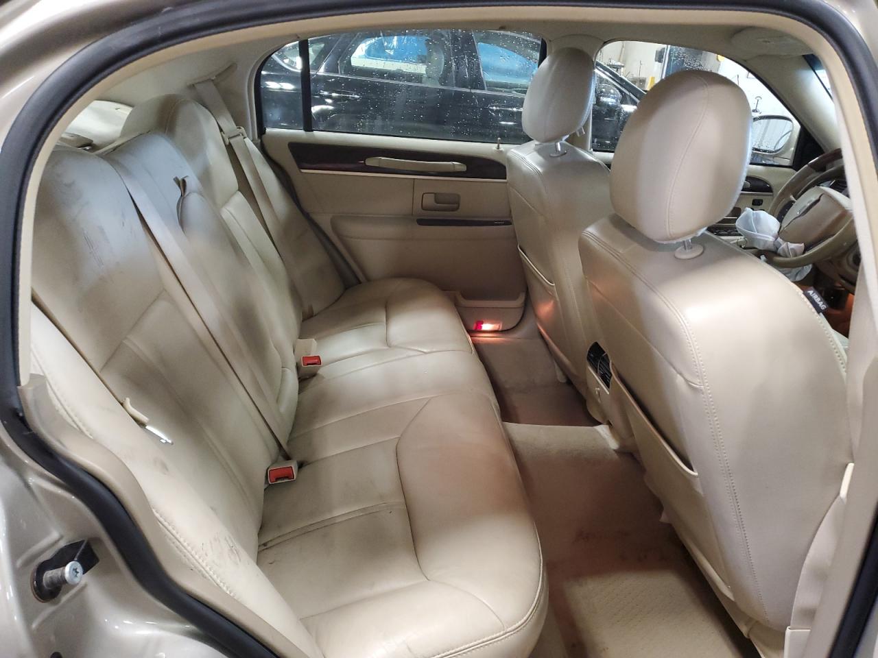 2006 Lincoln Town Car Signature Limited VIN: 1LNHM82V96Y614940 Lot: 57276584