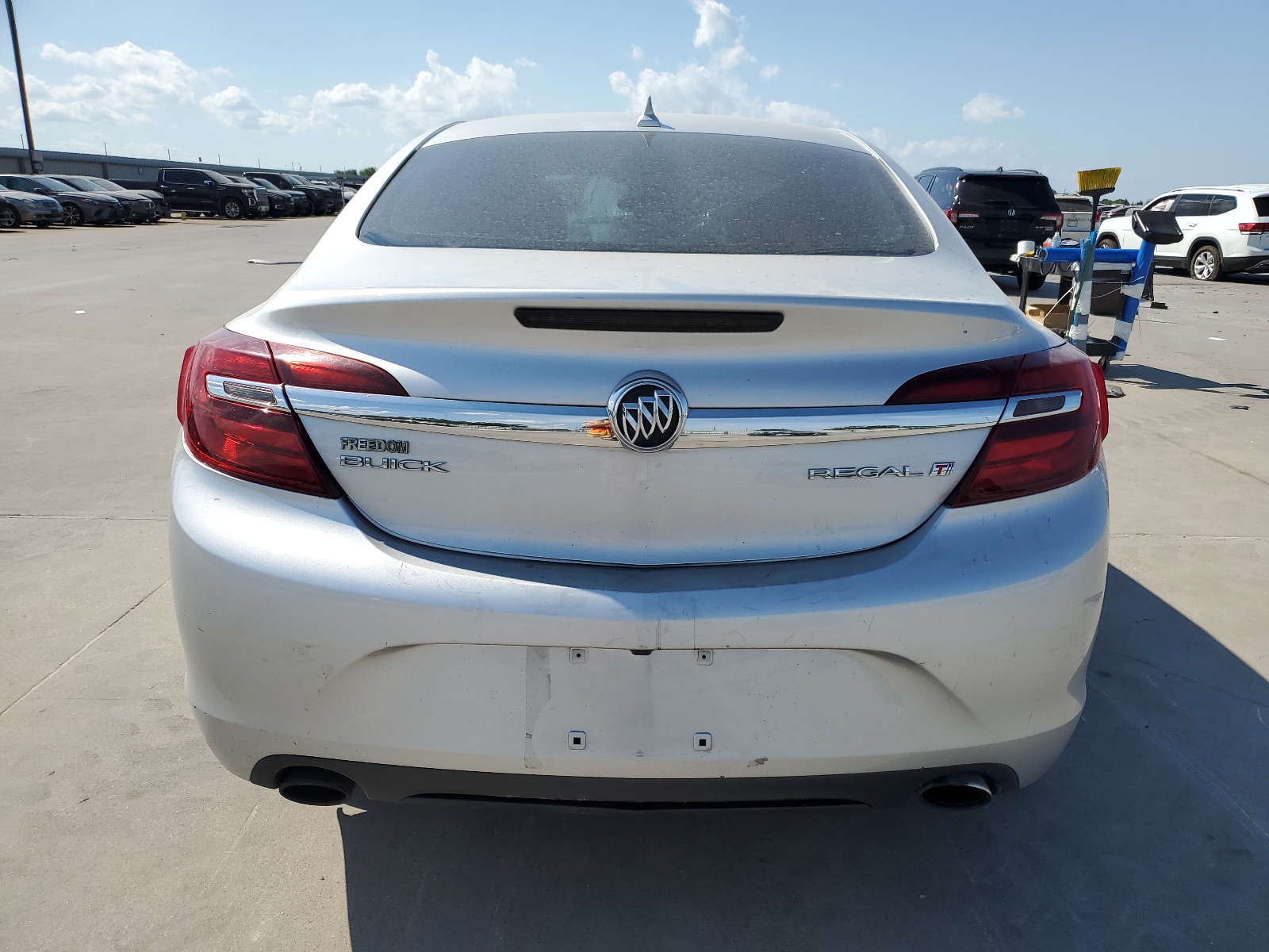 2G4GK5EX8E9231104 2014 Buick Regal