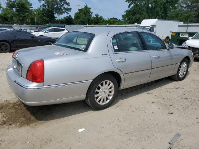 1LNHM81V47Y621877 | 2007 Lincoln town car signature