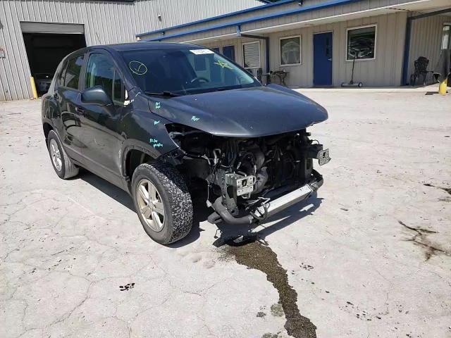 2019 Chevrolet Trax Ls VIN: 3GNCJNSBXKL284904 Lot: 57654214