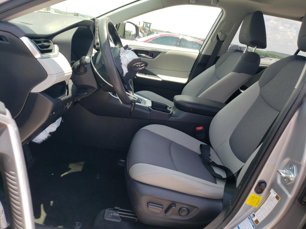 2020 Toyota Rav4 Xle VIN: JTMP1RFV9LD050489 Lot: 61386524