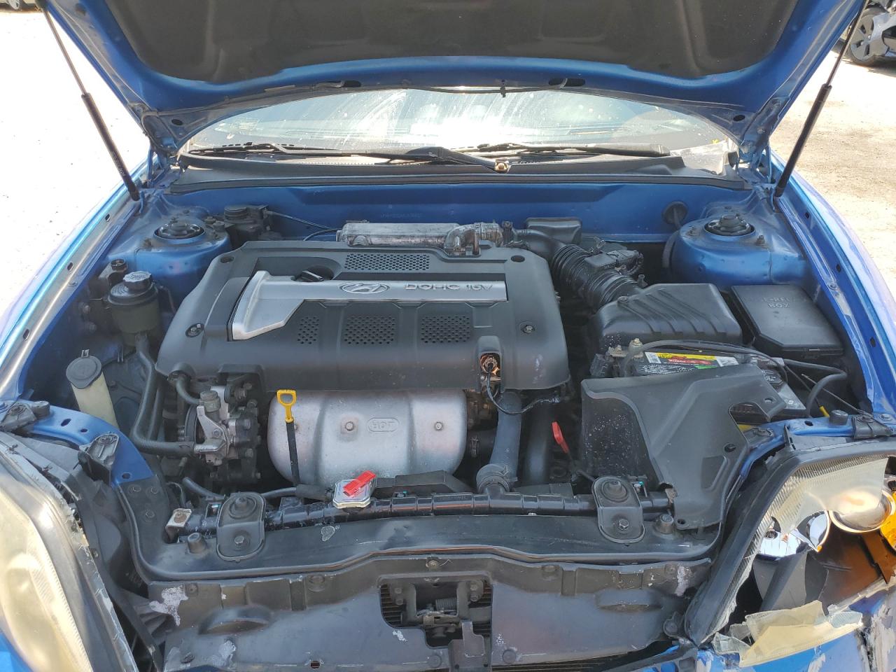 2004 Hyundai Tiburon VIN: KMHHM65DX4U136457 Lot: 58917914