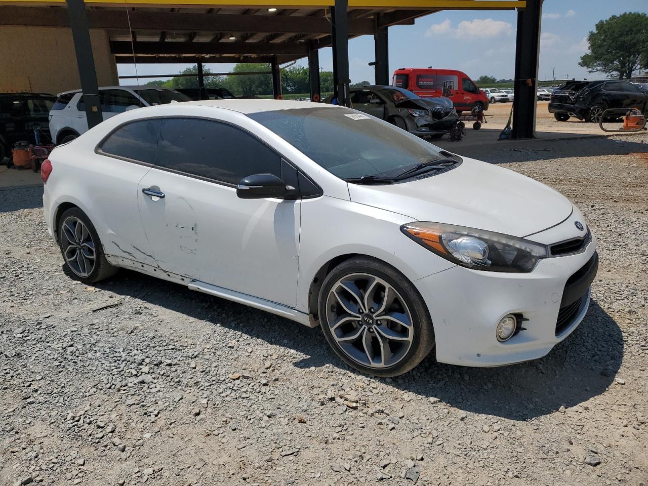 VIN KNAFZ6A39G5606080 2016 KIA FORTE no.4