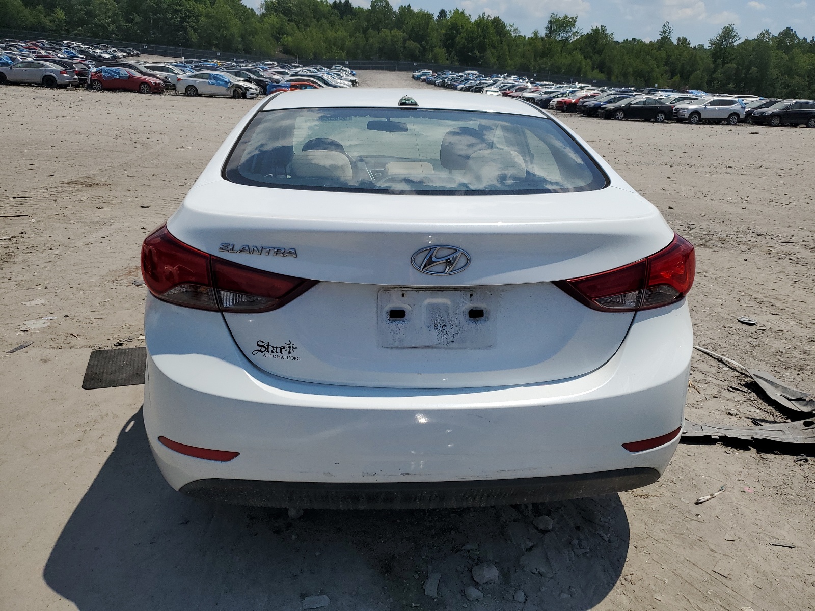 5NPDH4AEXGH668977 2016 Hyundai Elantra Se