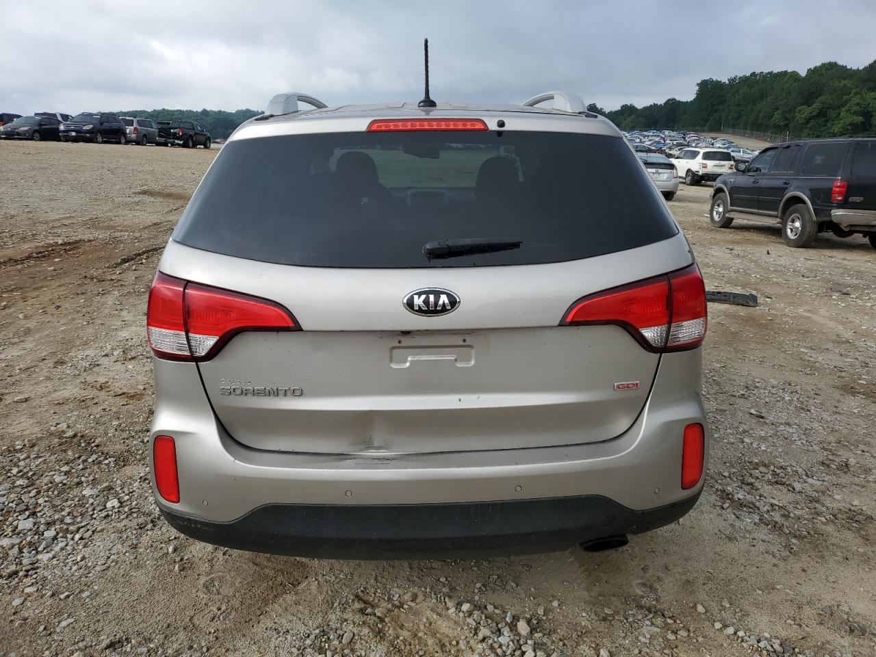 5XYKT3A69FG662327 2015 Kia Sorento Lx