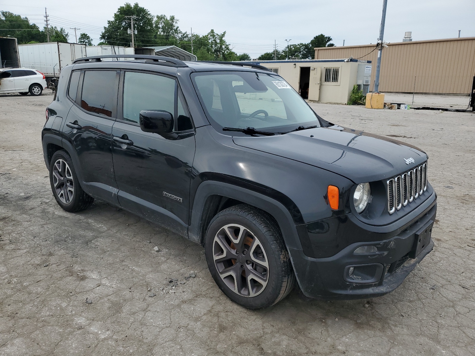 2015 Jeep Renegade Latitude vin: ZACCJABT3FPC00946