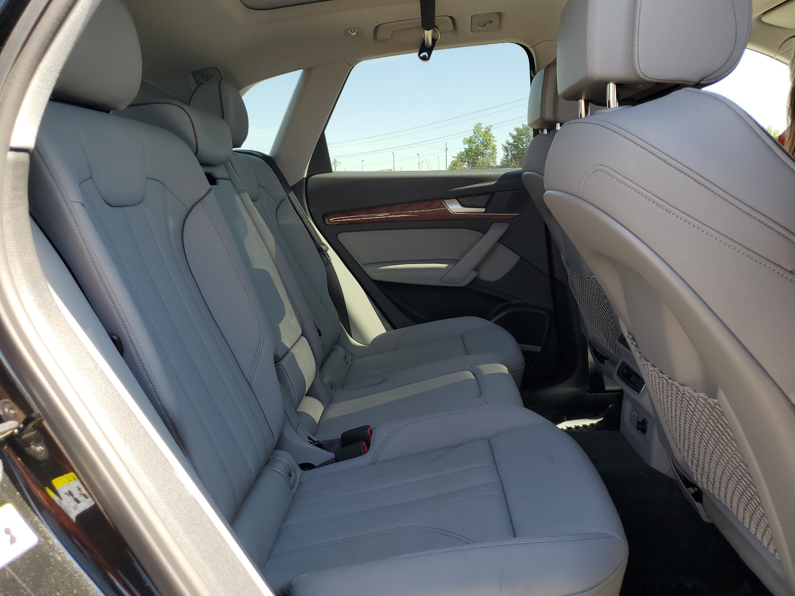 WA1E2AFY9N2092430 2022 Audi Q5 E Premium Plus 55