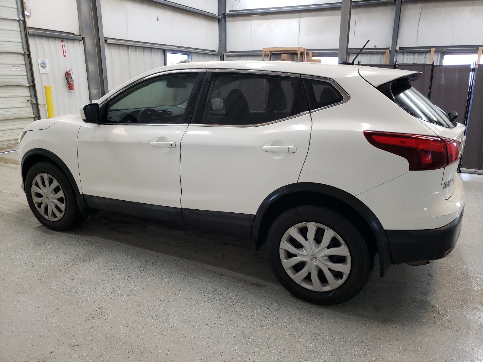 2017 Nissan Rogue Sport S vin: JN1BJ1CP5HW032152