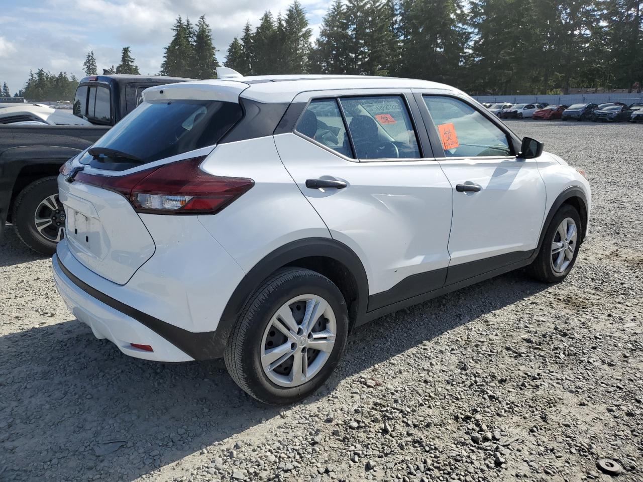 2023 Nissan Kicks - Image 3