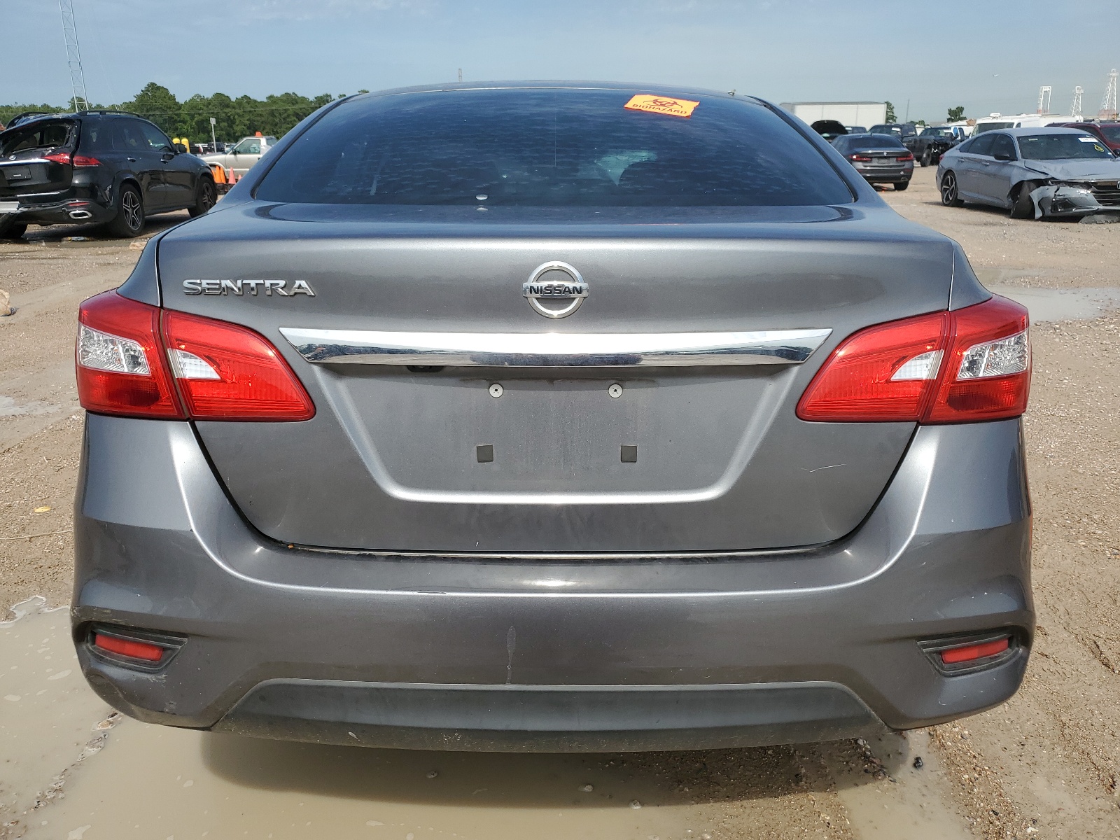 3N1AB7AP8JY230687 2018 Nissan Sentra S