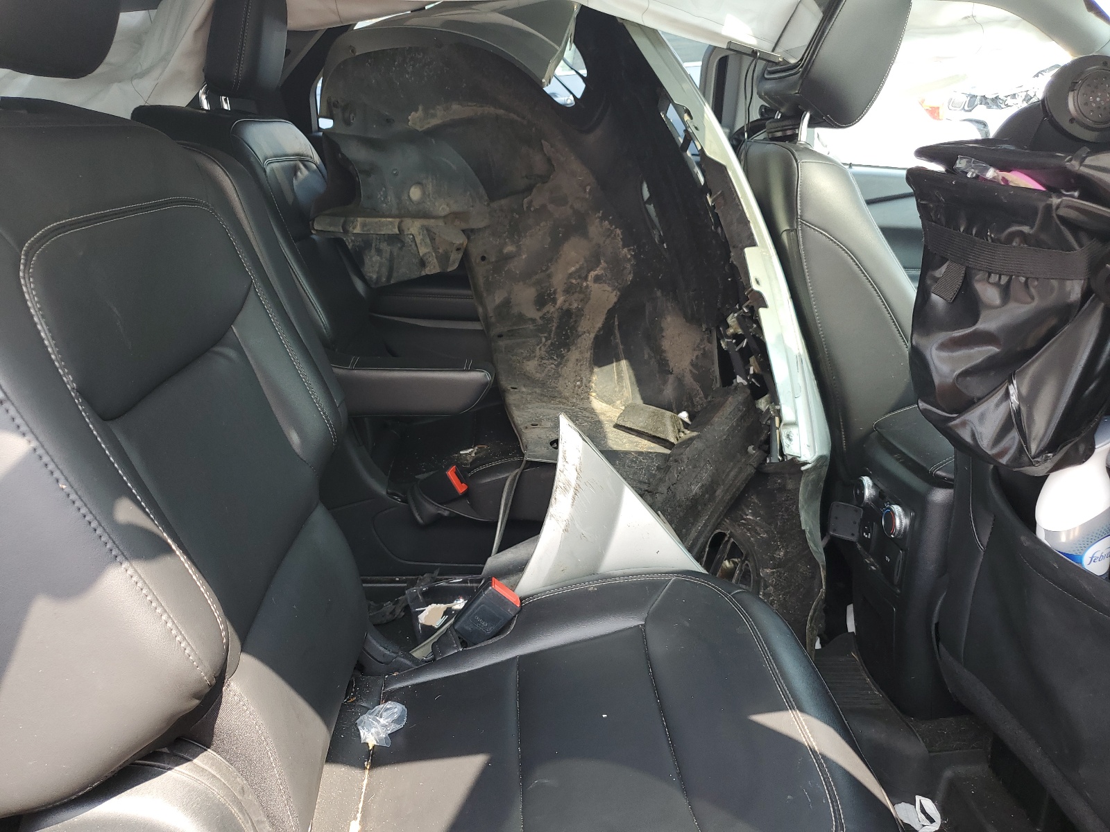 1FMSK8DH1NGA64379 2022 Ford Explorer Xlt