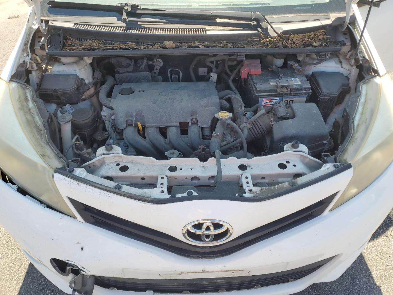 JTDKTUD33CD509900 2012 Toyota Yaris