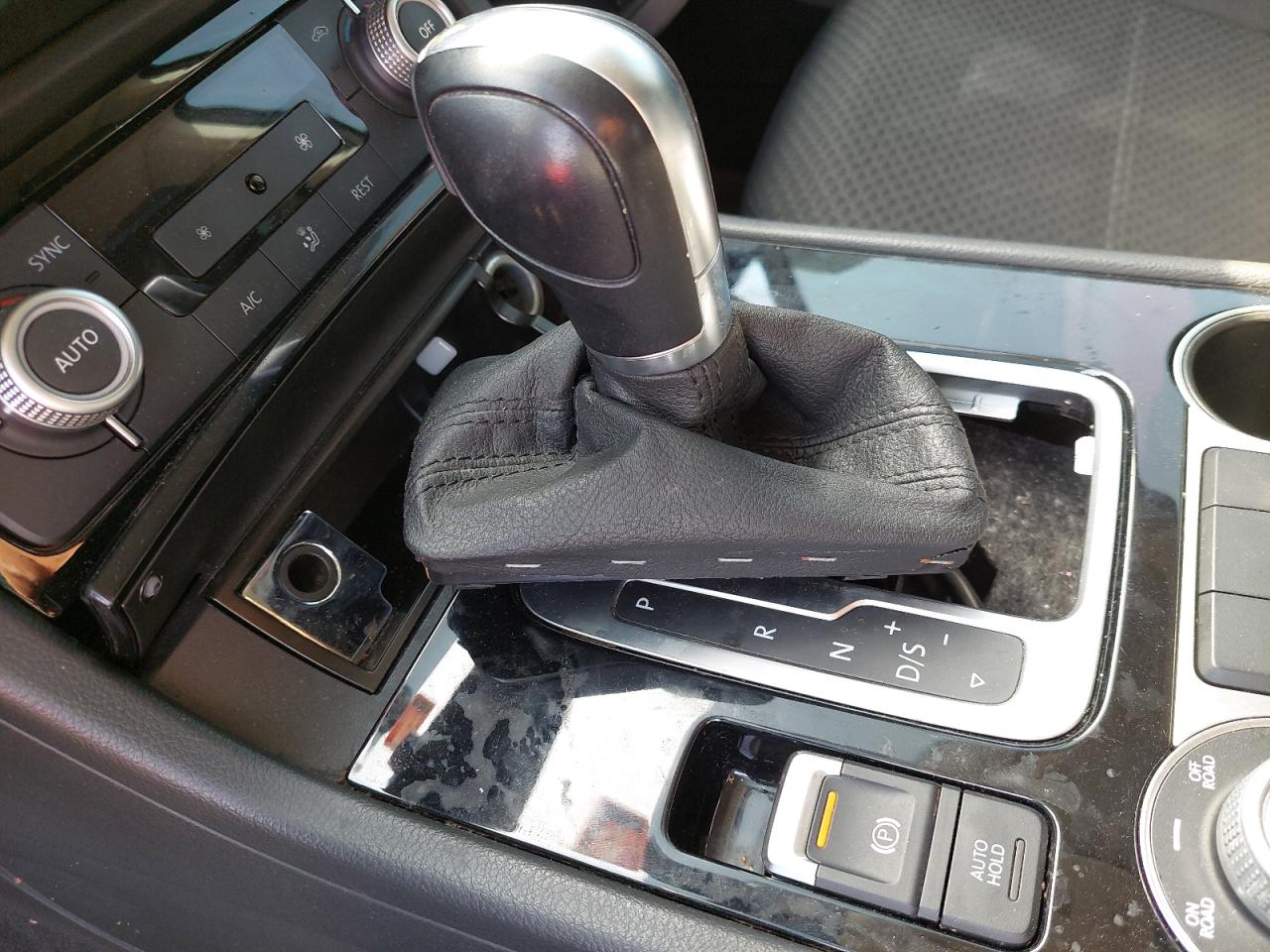 WVGBC2BP3GD006685 - 2016 Volkswagen TOUAREG - #55428834
