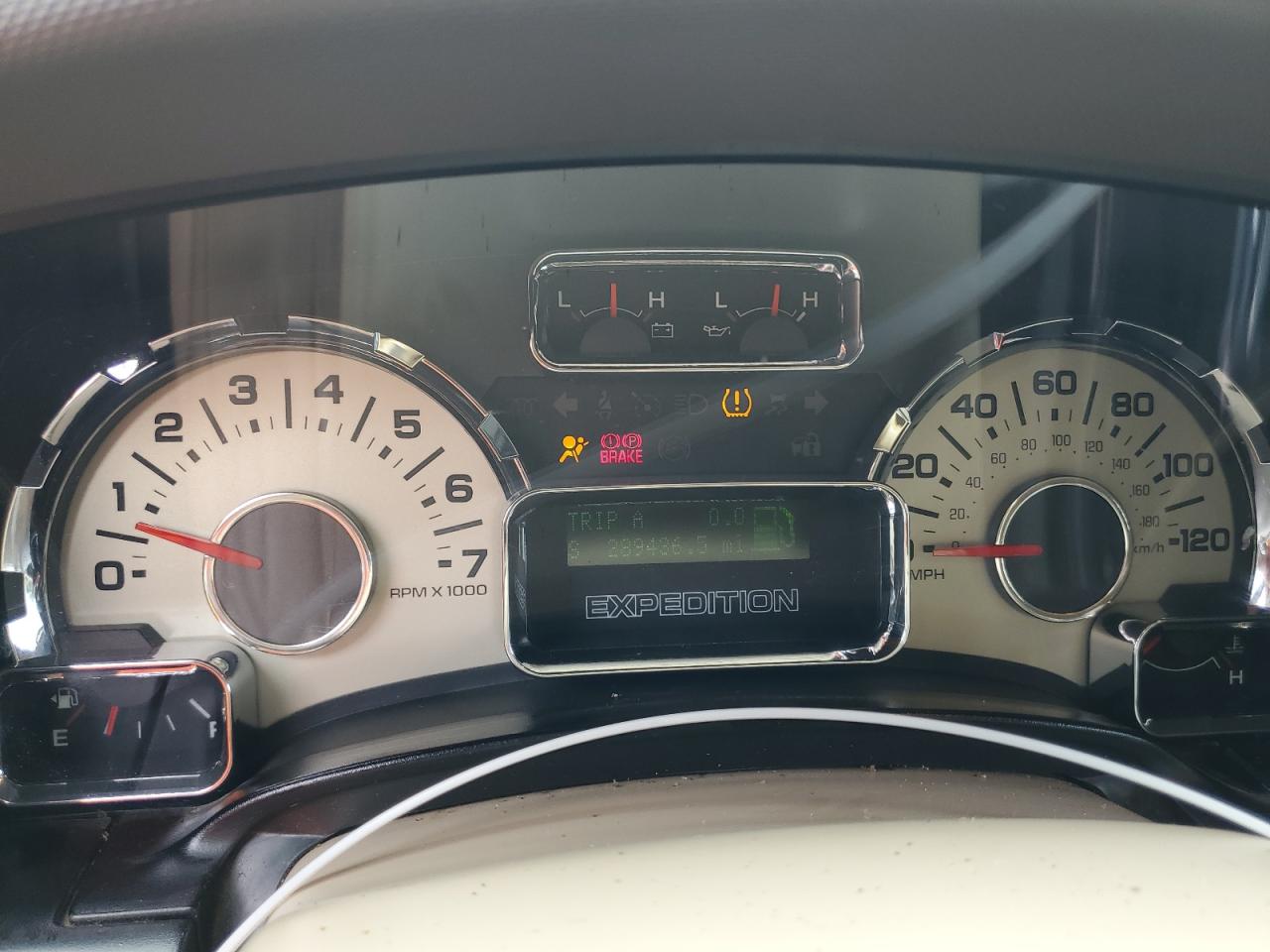 2011 Ford Expedition Xlt VIN: 1FMJU1H57BEF46181 Lot: 60854544