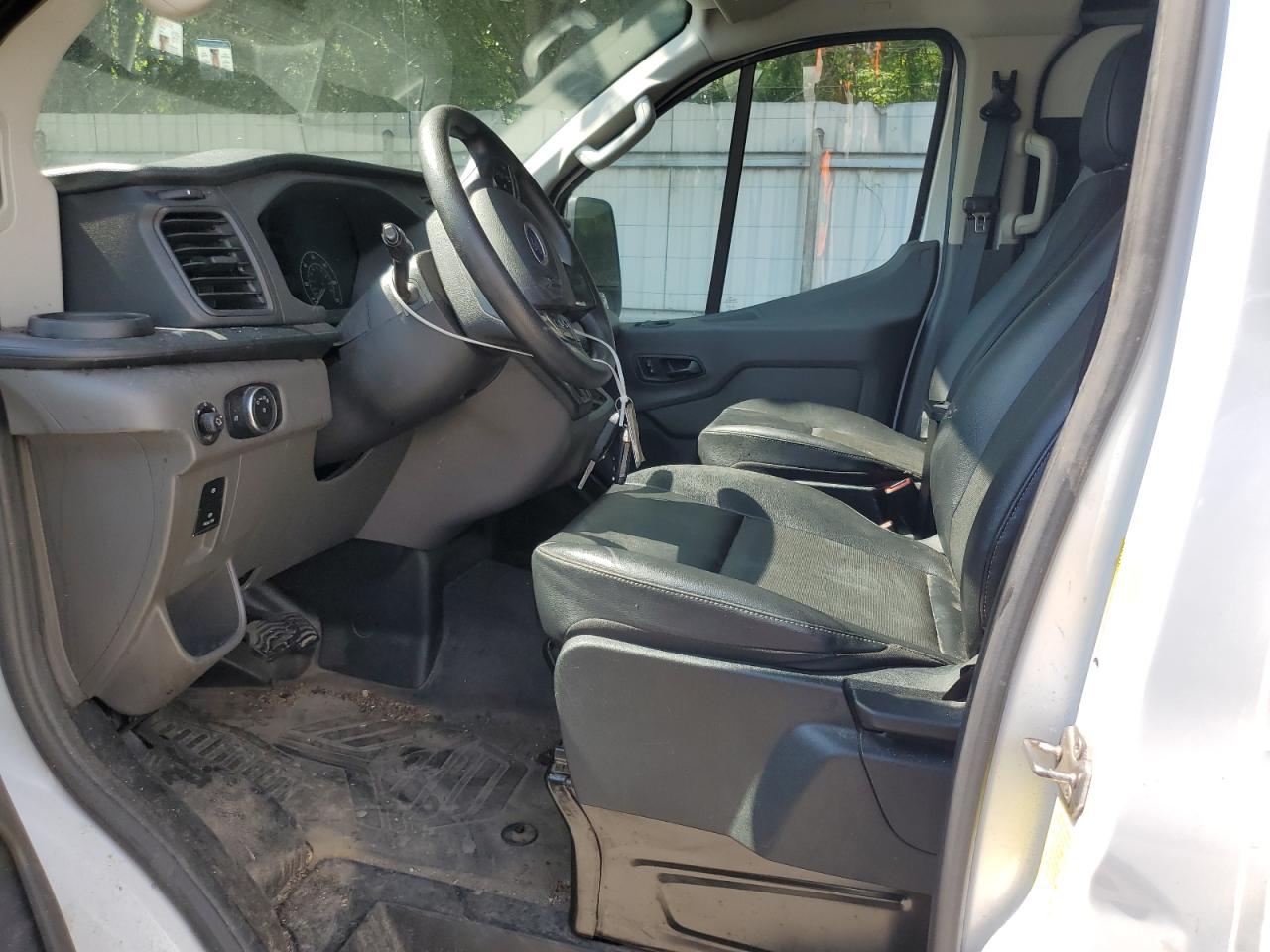 2022 Ford Transit T-150 VIN: 1FTYE1Y80NKA05358 Lot: 57614454