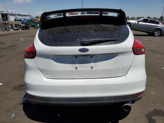  FORD FOCUS 2018 White