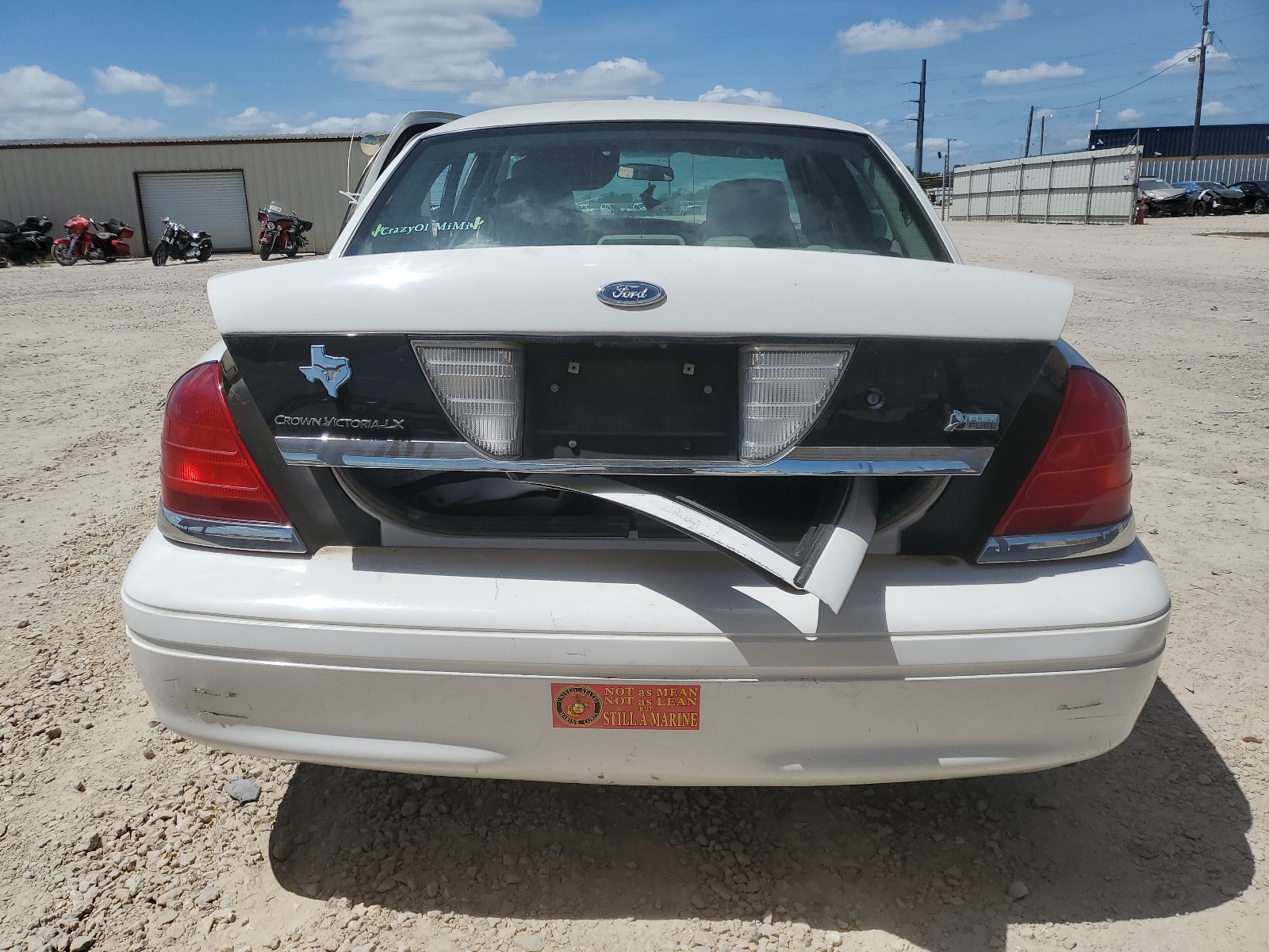 2FABP7EV1BX146659 2011 Ford Crown Victoria Lx