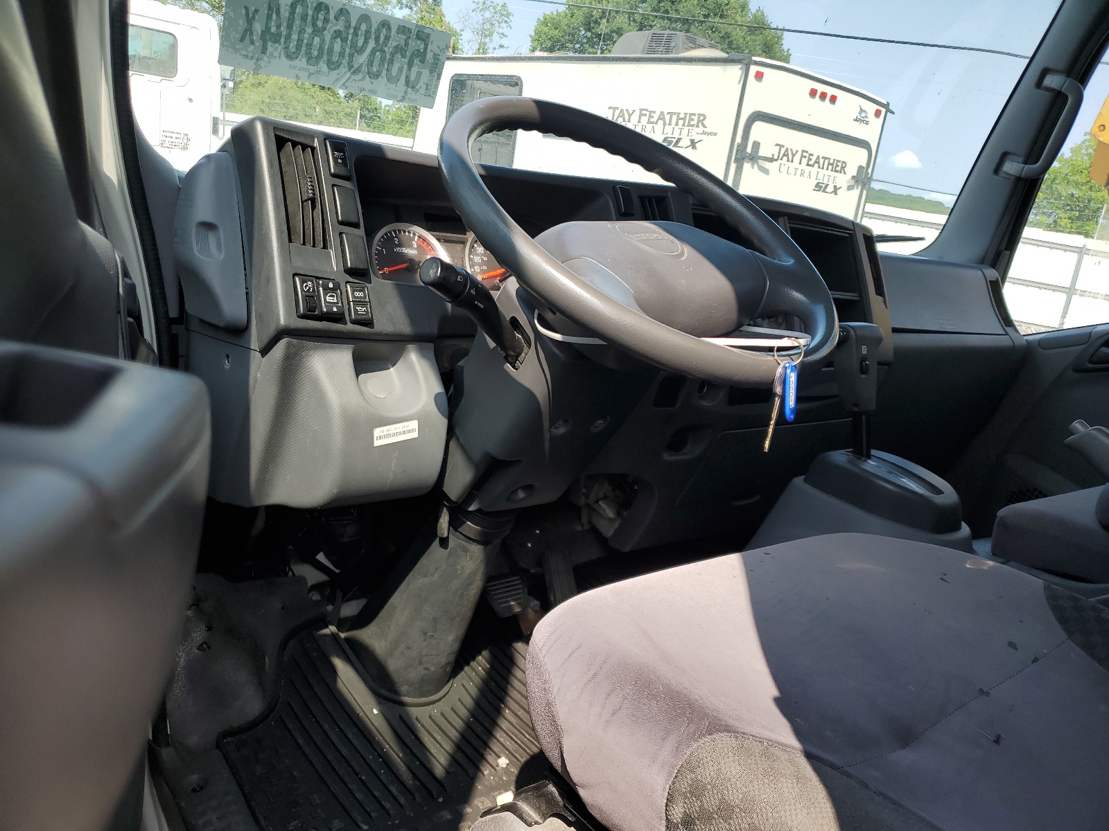 JALE5W168F7300042 2015 Isuzu Nrr