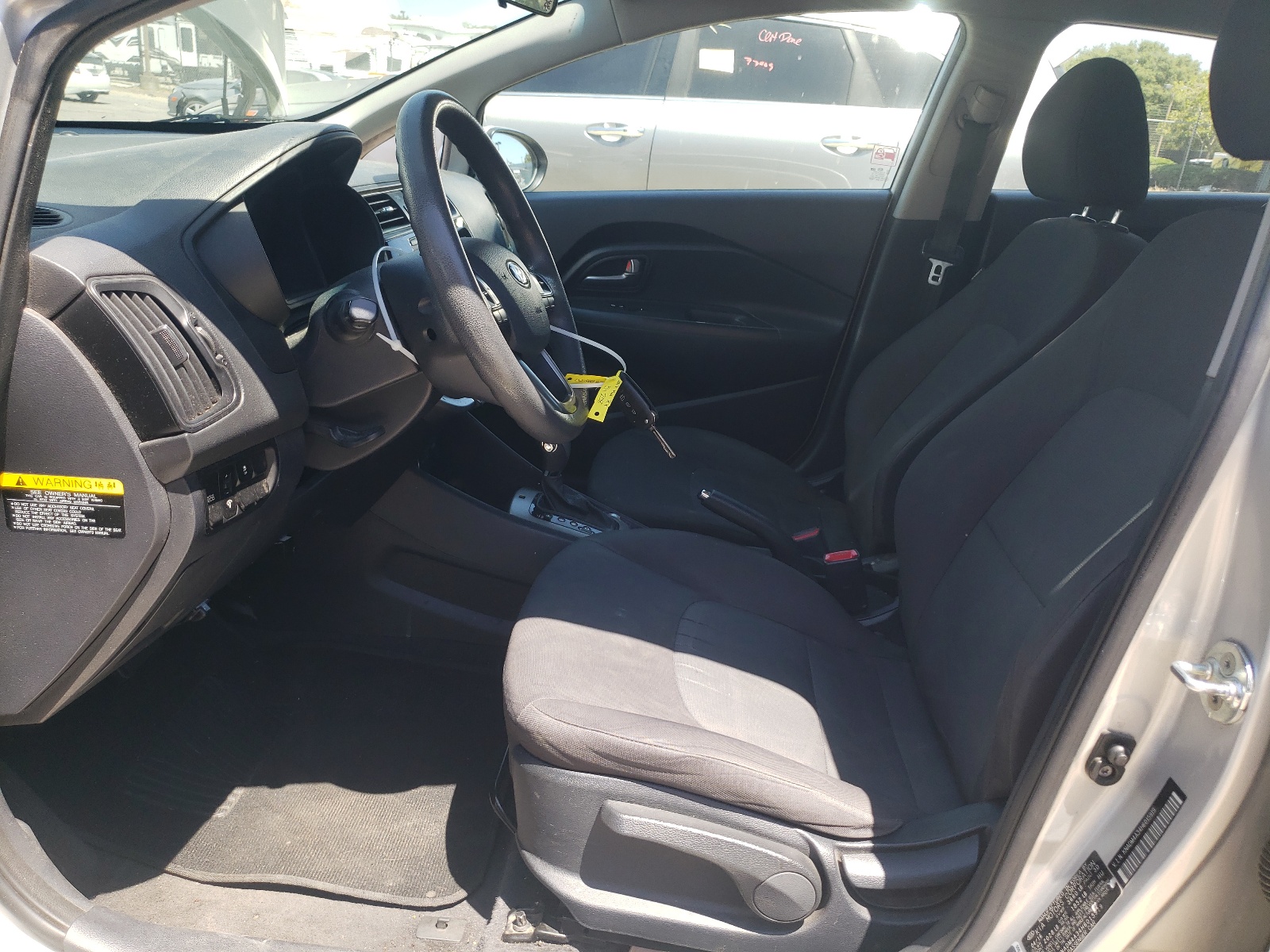 KNADM4A34H6015919 2017 Kia Rio Lx