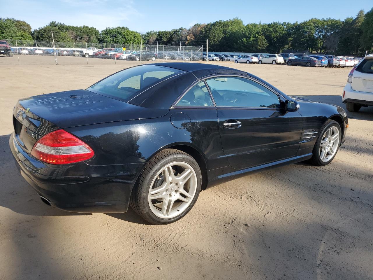 2007 Mercedes-Benz Sl 550 VIN: WDBSK71F97F124935 Lot: 60338194