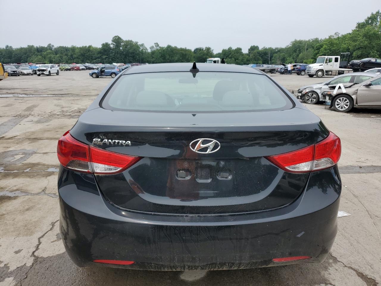 5NPDH4AE6CH112417 2012 Hyundai Elantra Gls