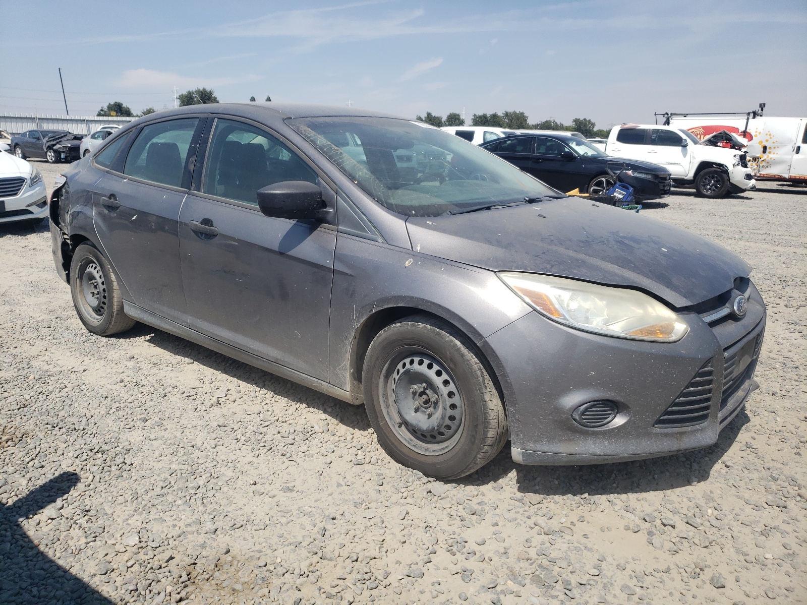 2013 Ford Focus S vin: 1FADP3E20DL362333