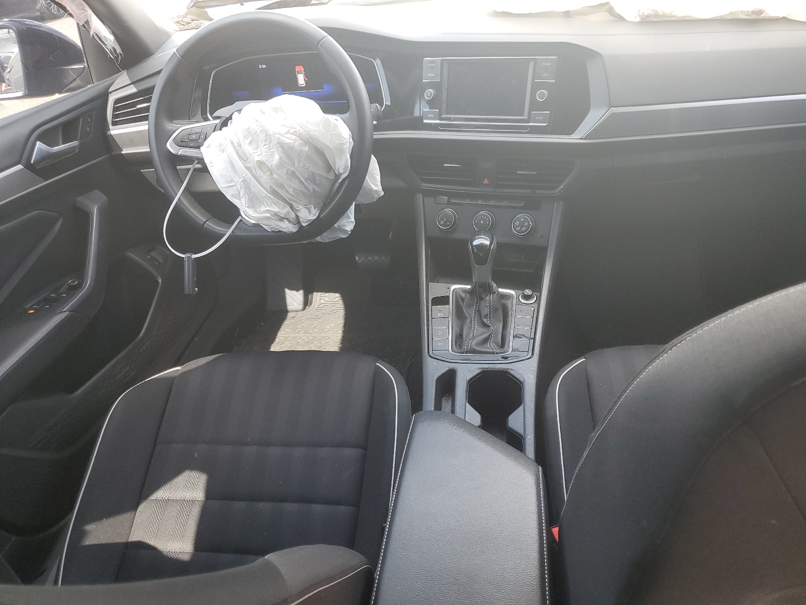 3VWBM7BU5NM034040 2022 Volkswagen Jetta Sport