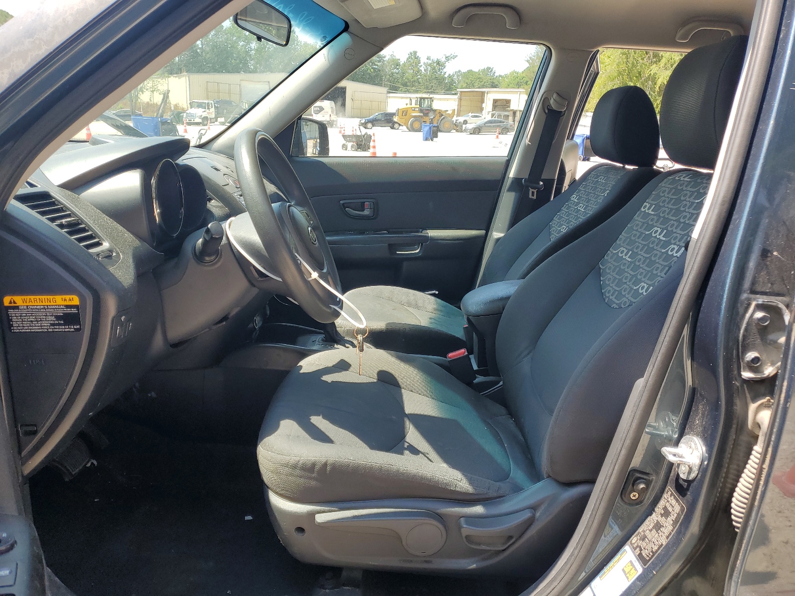 KNDJT2A20B7231093 2011 Kia Soul +