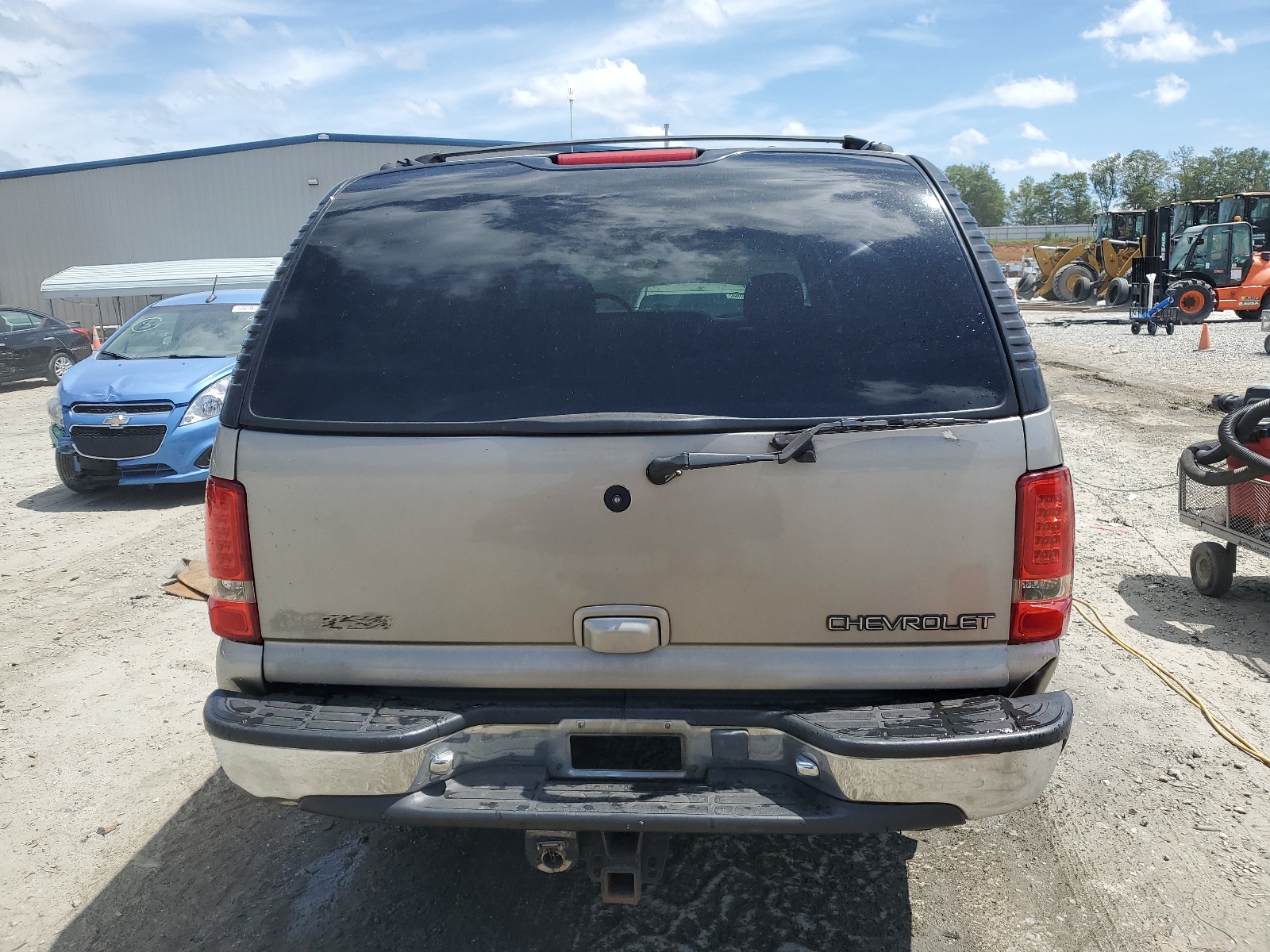 3GNEC16T3YG161591 2000 Chevrolet Suburban C1500