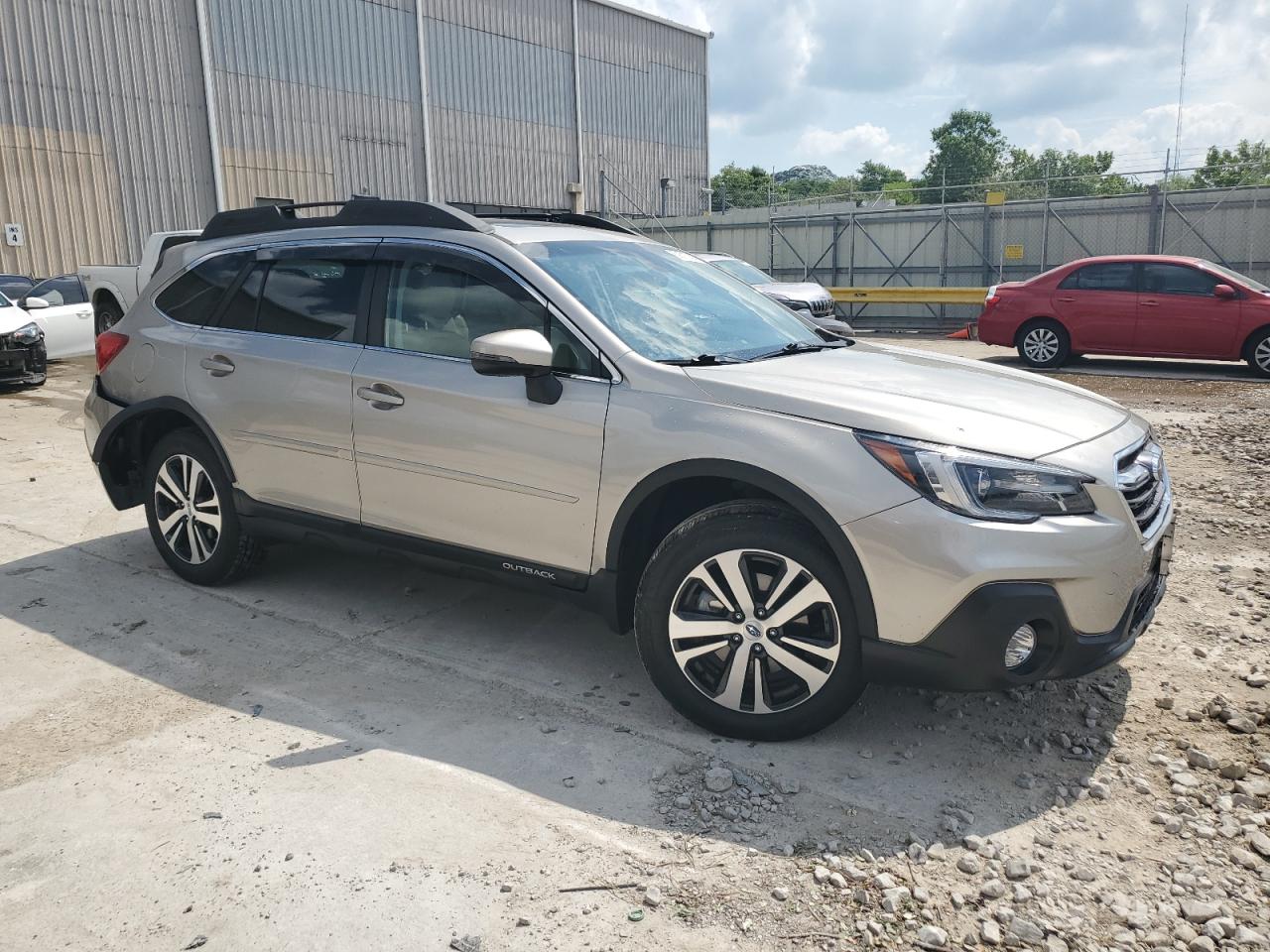 VIN 4S4BSANC5K3304708 2019 SUBARU OUTBACK no.4