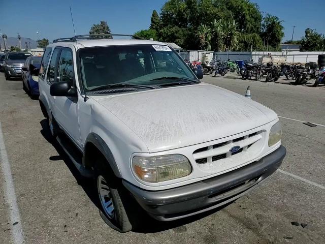 1998 Ford Explorer VIN: 1FMYU22E5WUB20515 Lot: 60518994