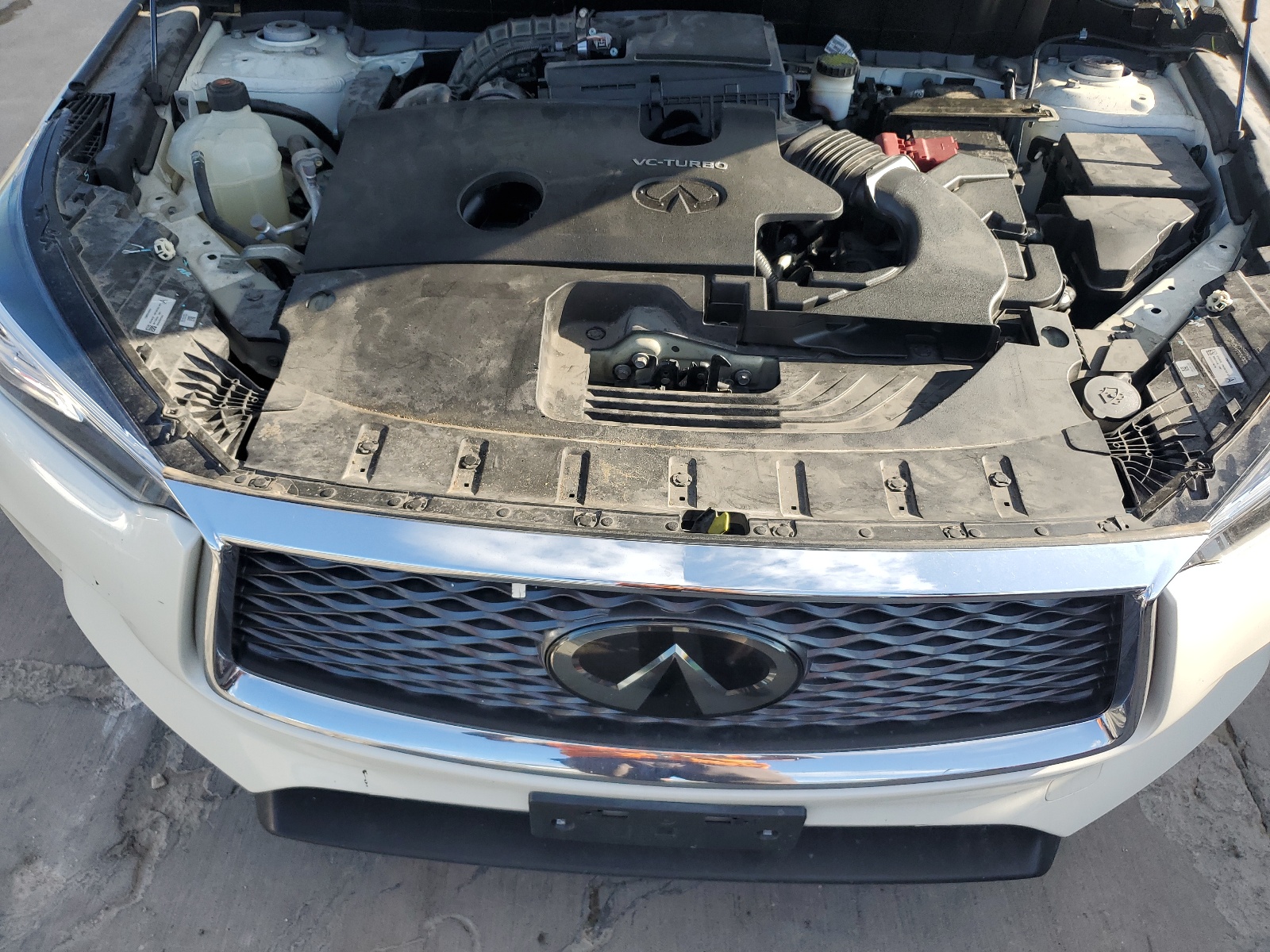 3PCAJ5M30KF124258 2019 Infiniti Qx50 Essential