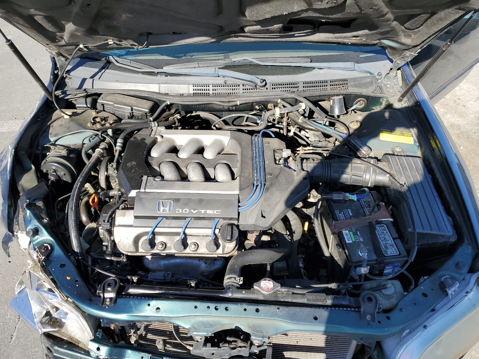 1HGCG1650XA042420 1999 Honda Accord Ex